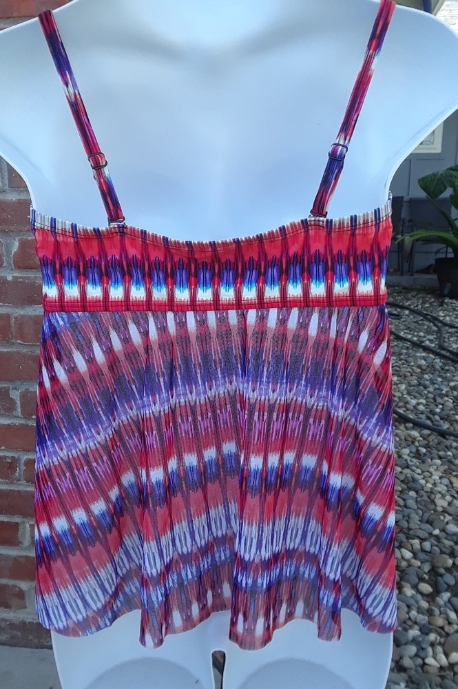 Tank swim top - Picture 2 of 3